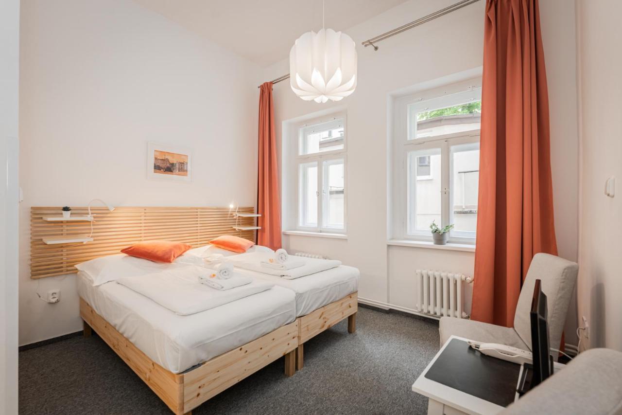 Self-Service Hotel Ostas Praha Εξωτερικό φωτογραφία