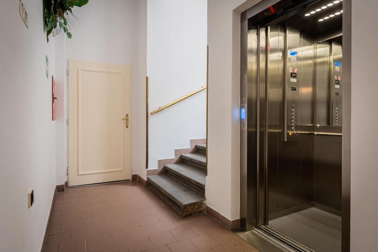 Self-Service Hotel Ostas Praha Εξωτερικό φωτογραφία